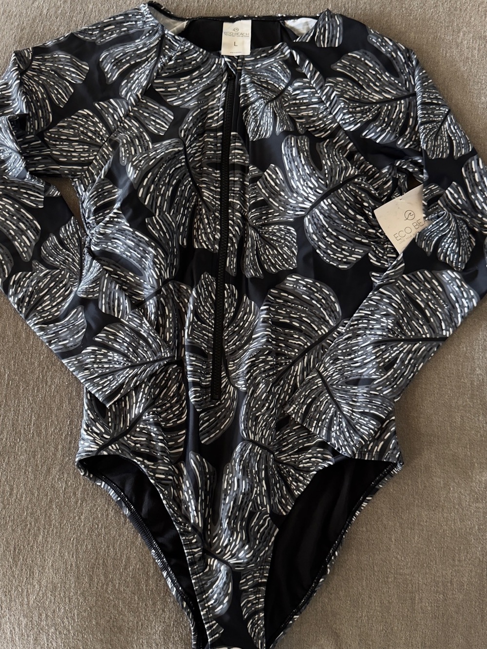 Women's Eco Beach Long Sleeve Zip-Front One-Piece Swimsuit Size L NWT